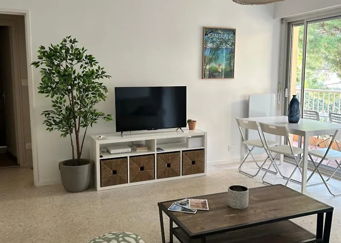 L'anjaure - Lavandou Apartmán *