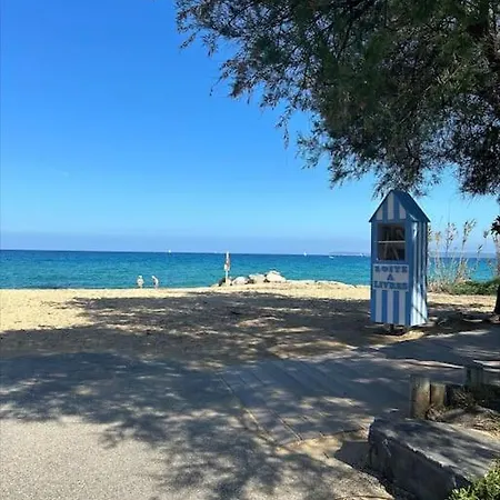 L'anjaure - Lavandou * Le Lavandou