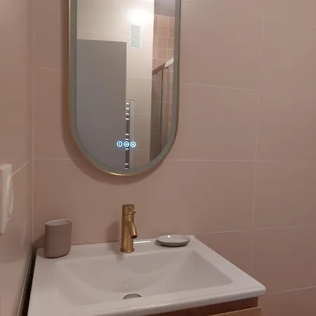 L'anjaure - Lavandou * Le Lavandou